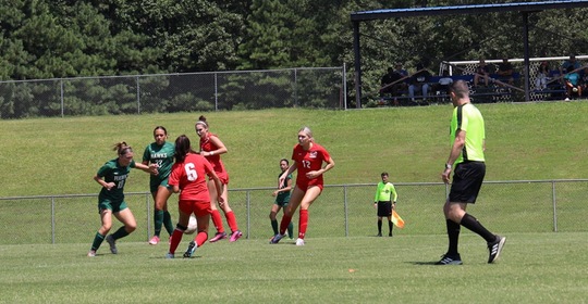Women’s Soccer Scores 3 at Home 