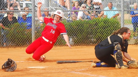 LC Hopes For Better Outcome At Region Softball Tourney