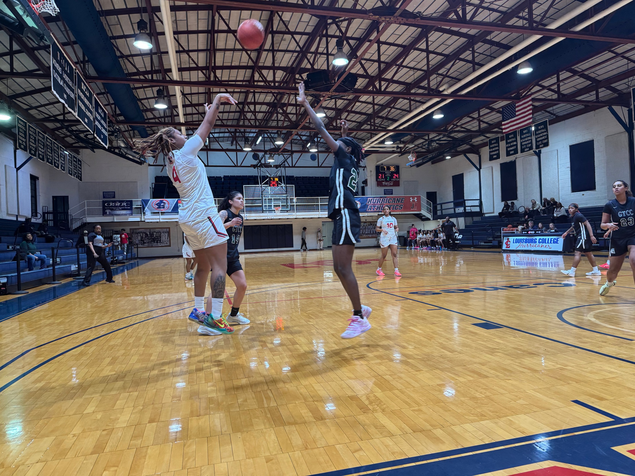 Second-Half Surge Lifts Hurricanes Past Guilford Tech